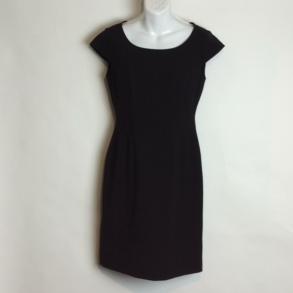 Tahari little black dress cap sleeve size 2p